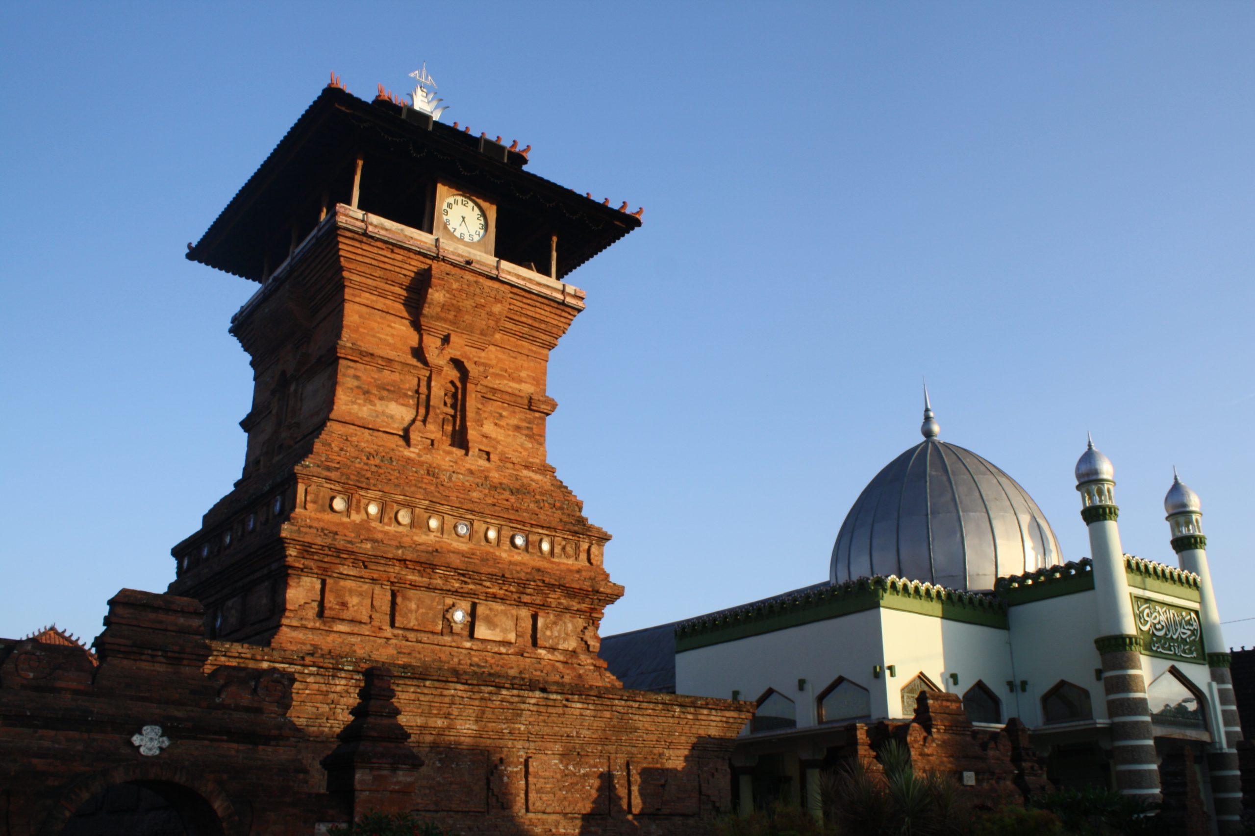 Masjid_Menara_Kudus