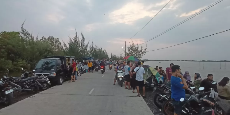 “Pemkot Semarang Dorong Penataan dan Pengembangan Wisata Pantai Mangunharjo”