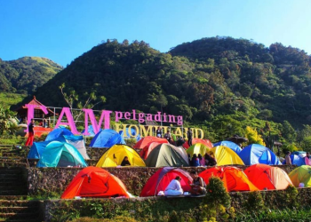 “Wisata Perbukitan I’AMpelgading Homeland Tawarkan Panorama Alam Semarang dari Ketinggian”