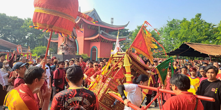 “Arak-Arakan Cheng Ho 2026 Meriahkan Perayaan Budaya di Sam Poo Kong Semarang”