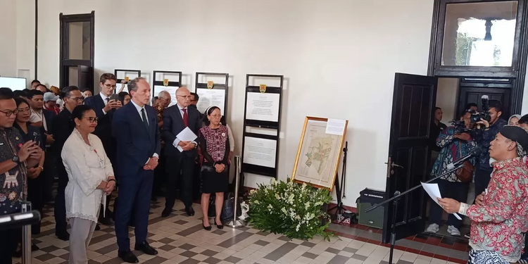 “Pameran 150 Tahun Arthur Rimbaud di Lawang Sewu Hidupkan Kembali Jejak Sejarah Prancis di Jawa”